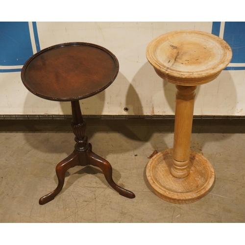 92 - Pot stand and mahogany occasional table