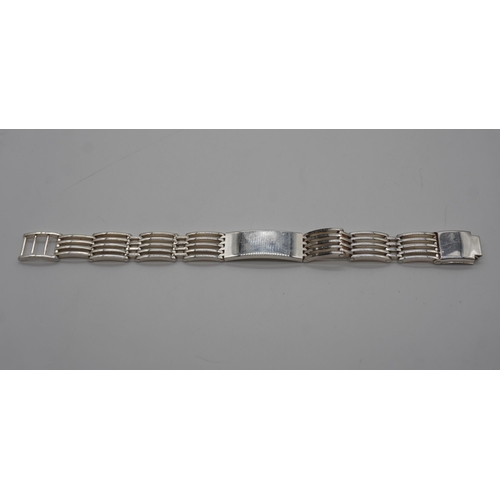 446 - Heavy silver bracelet