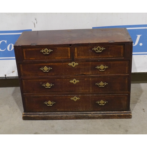 166 - Mahogany Batchelors chest  25x33