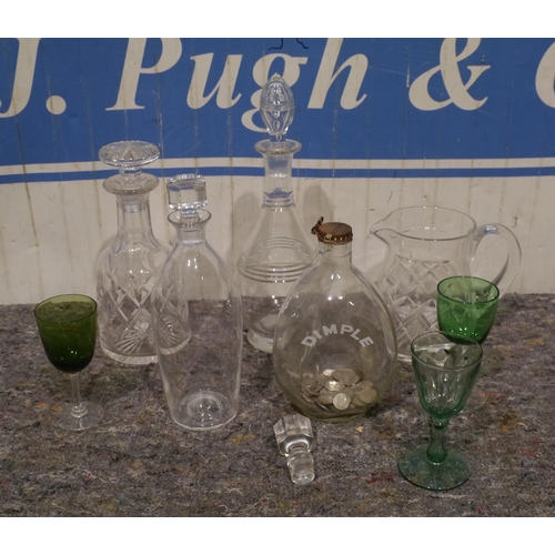 511 - Assorted glass decanters and glasses