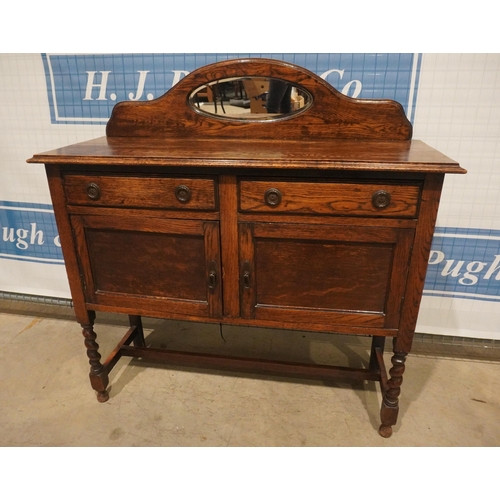 86 - Oak mirrored back sideboard with barley twist legs 47x45