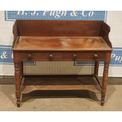 82 - Mahogany washstand 39x44.5