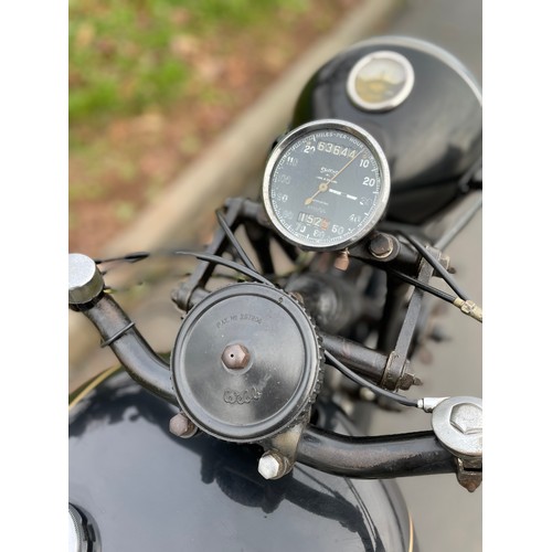 817 - Velocette MAC motorcycle. 1938. 350cc. 4 Spd manual gearbox. Engine no. 4958. Frame no. 8509. Runs a... 