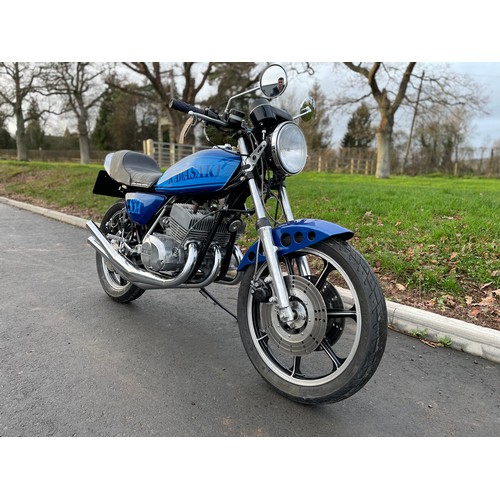 818 - Kawasaki KH400 motorcycle. 1976. Fitted with alloy wheels, triple disc and mono shock conversion. Al... 