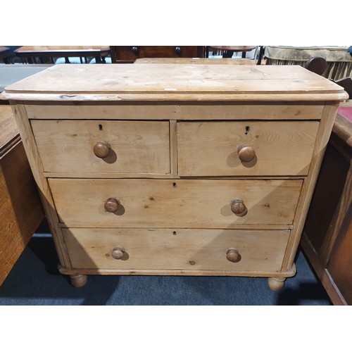 120 - Pine chest of 2 short and 2 long drawers 39x35