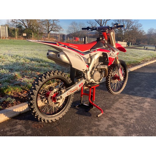 812 - Honda CRF 450 motocross bike. 2014. Runs & Rides really well. Recent oil and filter change