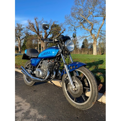 818 - Kawasaki KH400 motorcycle. 1976. Fitted with alloy wheels, triple disc and mono shock conversion. Al... 