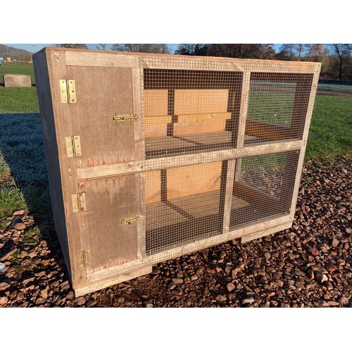 279 - 2 Bay rabbit cage