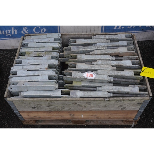 335 - Short galvanised box steel with screw ends