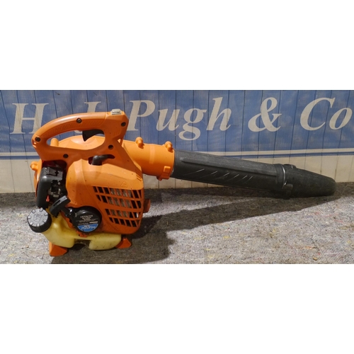 373 - Hitachi petrol blower