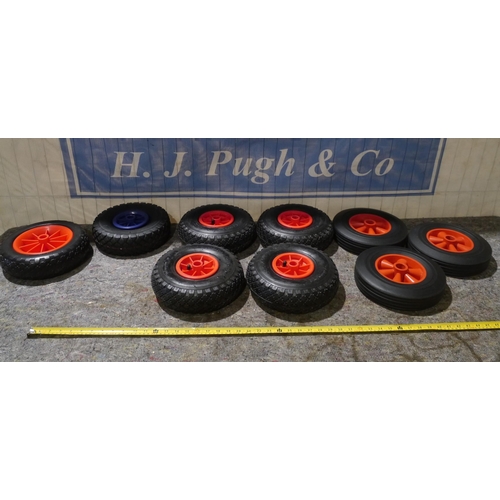 419 - Various wheels and tyres
