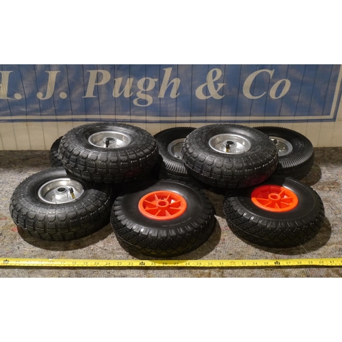 420 - Various wheels and tyres