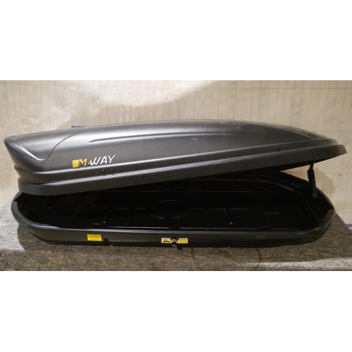 430 - M-Way roofbox with key