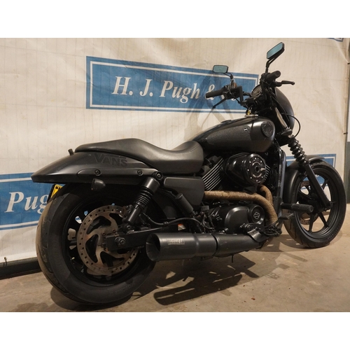 829 - Harley Davidson XG750 Street motorcycle. 2016. 750cc.  Runs and rides but flat battery. MOT till Mar... 