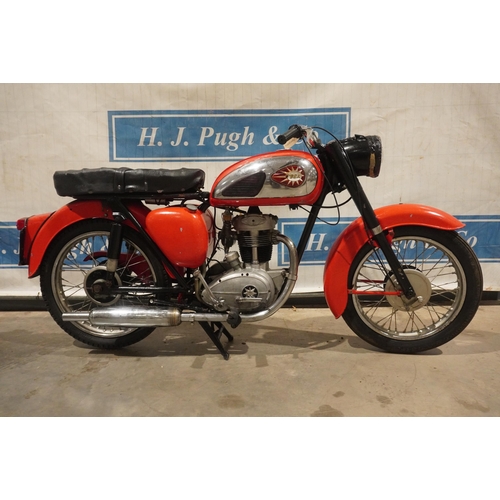 835 - BSA C15 motorcycle. 1962. 250cc. Runs fine. Reg. XSY 642. V5