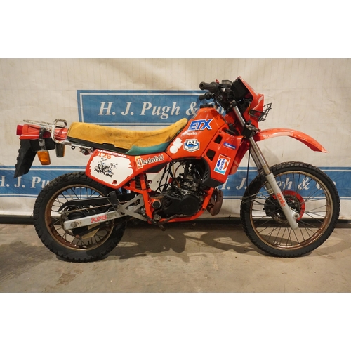 836 - Aprillia ETX 125 motorcycle. Italian import with NOVA and Rotax 125 engine. Turns over with good com... 