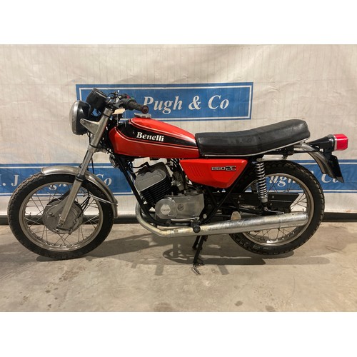 824 - Benelli 250 2C motorcycle. Previously restored and stored for several years. Good compression. No do... 