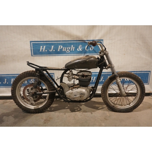 851 - BSA 750cc Flat Track project with Ceriani GP forks, Bates wheels and possibly Trackmaster frame. No ... 