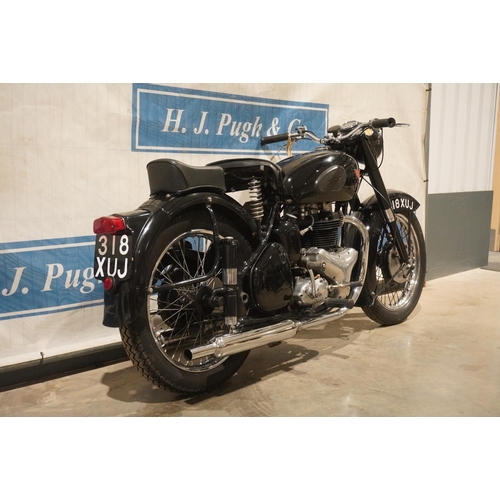 860 - BSA Goldflash motorcycle.646cc. 1955. Starts, runs and drives well. Been in the same family for many... 