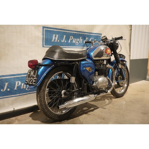 861 - BSA Thunderbolt motorcycle. 1967. 650cc. Matching frame and engine numbers. Starts and runs well. Re... 