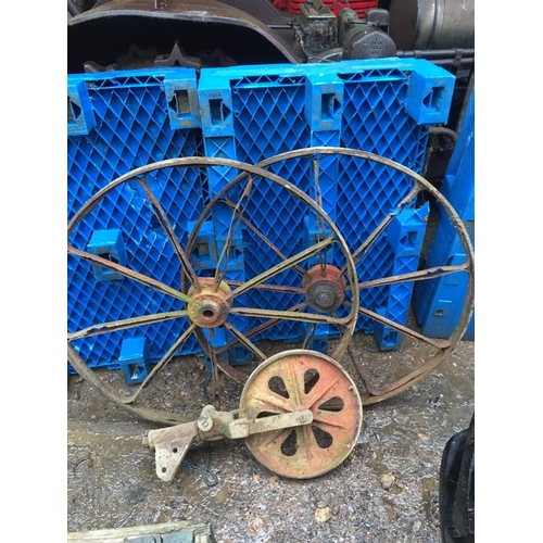 2 - Iron wheels
