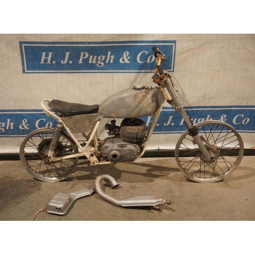 480 - Bultaco rolling chassis with engine and exhaust. Engine No. PM15000547. Frame No. PP15000547