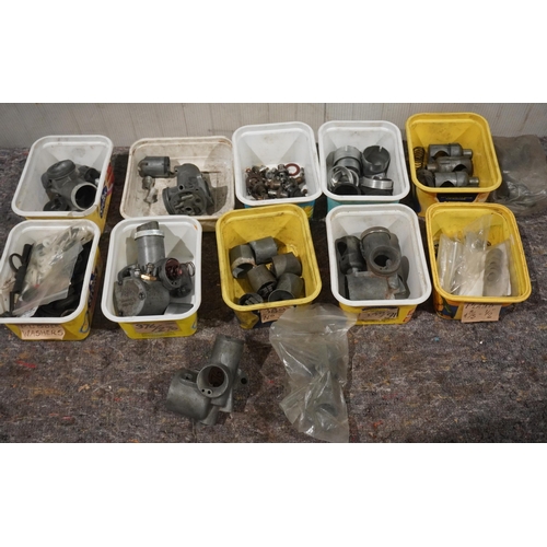 497 - Assorted carburettor parts to include float extensions, floats and Amel cover plates