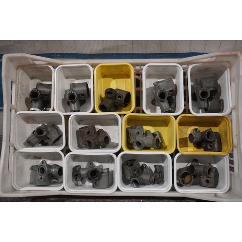 513 - Large quantity of assorted Amal carburettor bodies