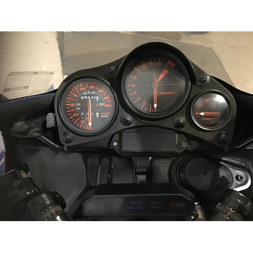 879 - Honda VF1000R motorcycle. 1984. Hasn't been running for 12 months. Dent in tank. Reg. B360 FTU. V5 a... 