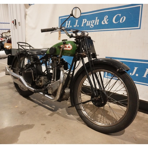 709 - BSA 350 OHV motorcycle. 1931. 349cc. Frame no. Y5/556. Engine No. Y6/298. Good compression. Reg. LXS... 