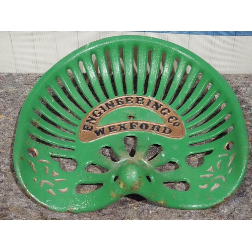 1032 - Cast iron seat - Wexford Engineering Co. (type 1)
