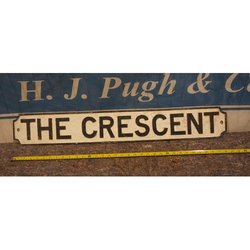 27 - Cast aluminium sign - The Crescent 36x5.5