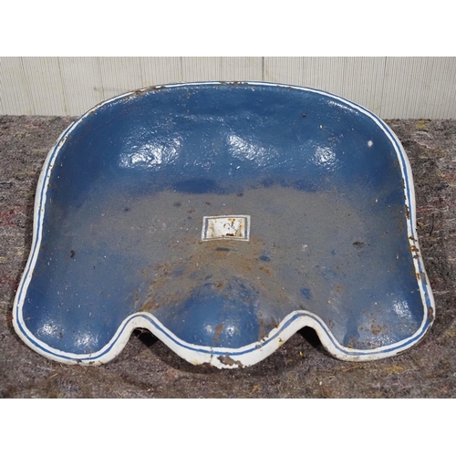 1088 - Cast iron seat - plain