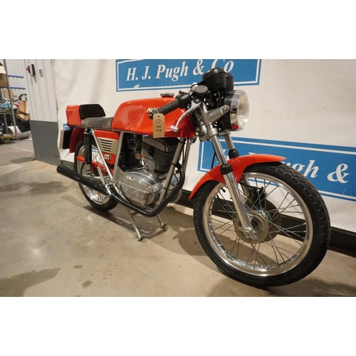 737 - MV Augusta 125 Sport. 1976. Part of a private collection for many years. Imported. Well restored. 9 ... 