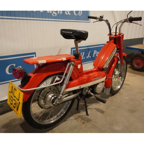 901 - Peugeot 103 autocycle. 1979. 49cc. Runs and rides well. Reg. ACJ 193V. V5