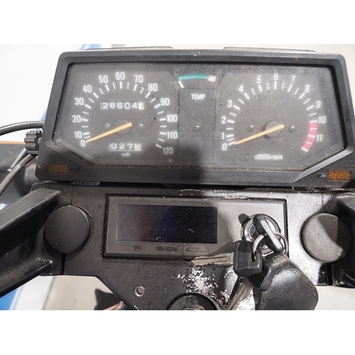 902 - Yamaha XZ550 Vision motorcycle. 1982. 552cc. Matching frame and engine numbers, non runners so need ... 