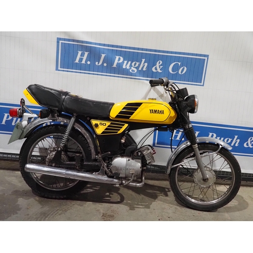 786 - Yamaha FS1E motorcycle. 1989. 49cc. Frame No. 3F6112374. Engine No. 3F6116548. Reg. G242 OKR. V5 and... 