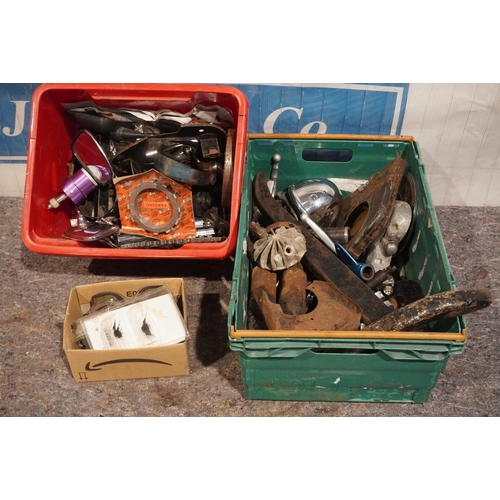 570 - 2 Boxes of autojumble to include wingmirrors, chain guards, shock absorbers etc