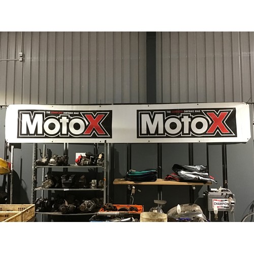 634 - MotoX banner 31x196.5