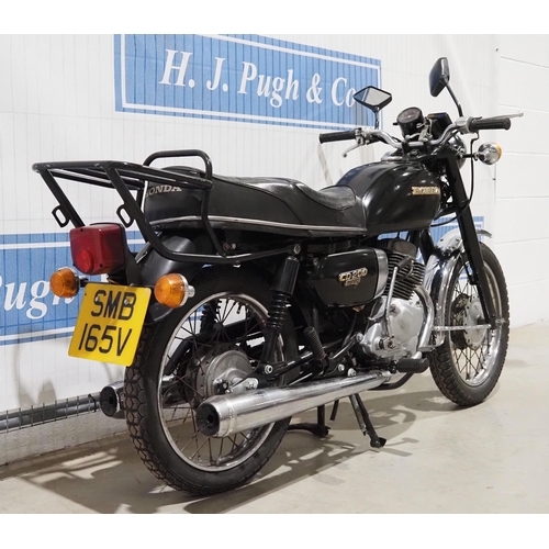 904 - Honda CD200 motorcycle. 1980. 198cc. Runs and rides, been used as a commuter bike. Tax and MOT free.... 
