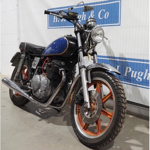 907 - Yamaha XS250 motorcycle. 1979. Runs and rides but need new battery. Frame No. *4G6-000198*. Engine N... 