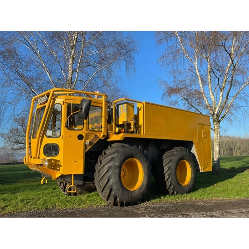1607 - County FC1004 tractor. 1972.  Genuine 268hrs from new. 18x26 Goodyear tyres. Winch tractor built for... 