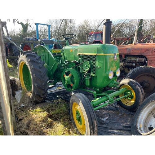 1621 - 1956 SVF Vierson 201 tractor. Hotbulb. Restored very well, new tyres