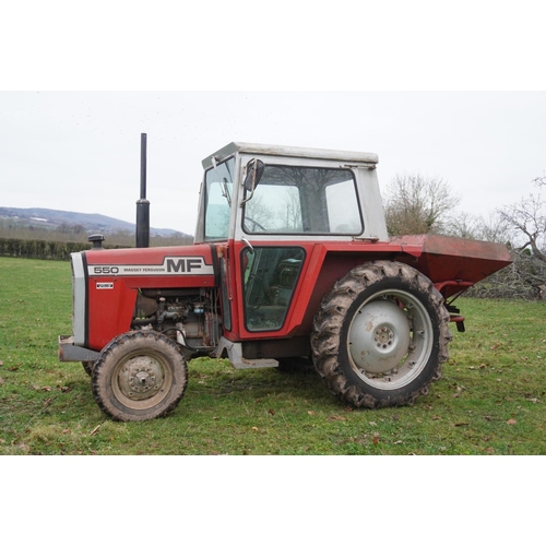 102 - Massey Ferguson 550 tractor. Pick up hitch, spool valves, 5901hrs recorded, 8 speed. Reg. ETL 639T. ... 