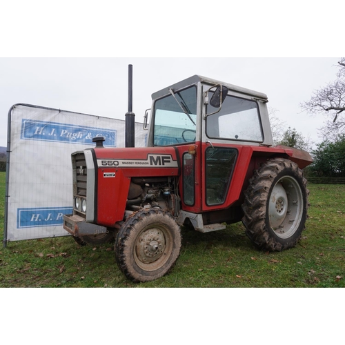 102 - Massey Ferguson 550 tractor. Pick up hitch, spool valves, 5901hrs recorded, 8 speed. Reg. ETL 639T. ... 