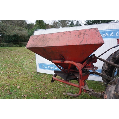 105 - Massey Ferguson fertilizer spreader, badged