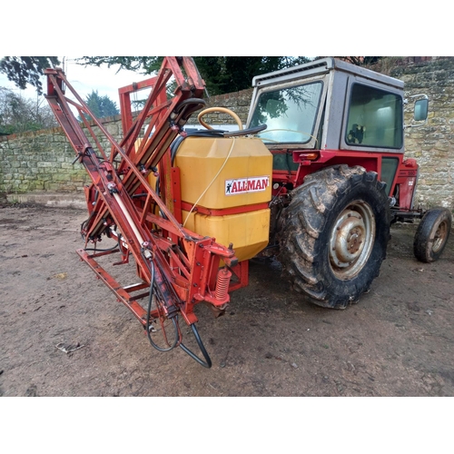 107 - Allman 825 crop sprayer