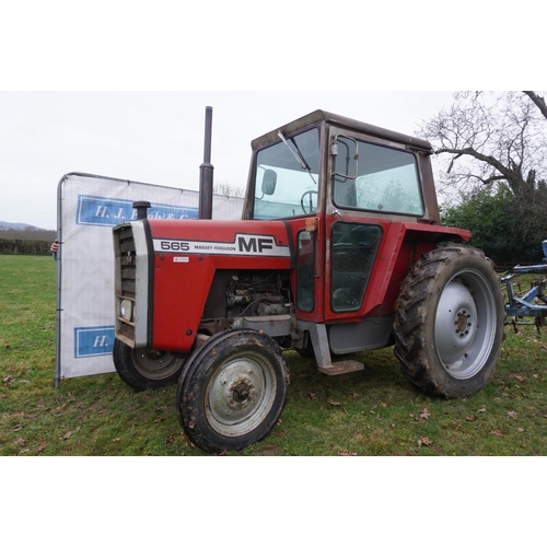 109 - Massey Ferguson 565 tractor. 5367hrs recorded, 8 speed. Reg. HVY 5825. V5 c/w operators manual and c... 