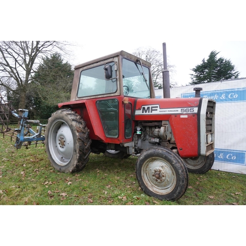 109 - Massey Ferguson 565 tractor. 5367hrs recorded, 8 speed. Reg. HVY 5825. V5 c/w operators manual and c... 