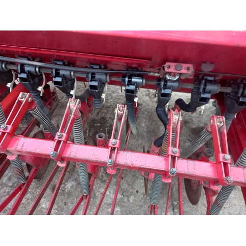 110 - Massey Ferguson 30 disc drill with grass seed box, sn. F17765 c/w operators manual